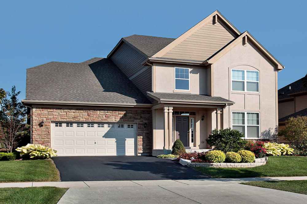 trusted residential roofing expert in Howard City MI
