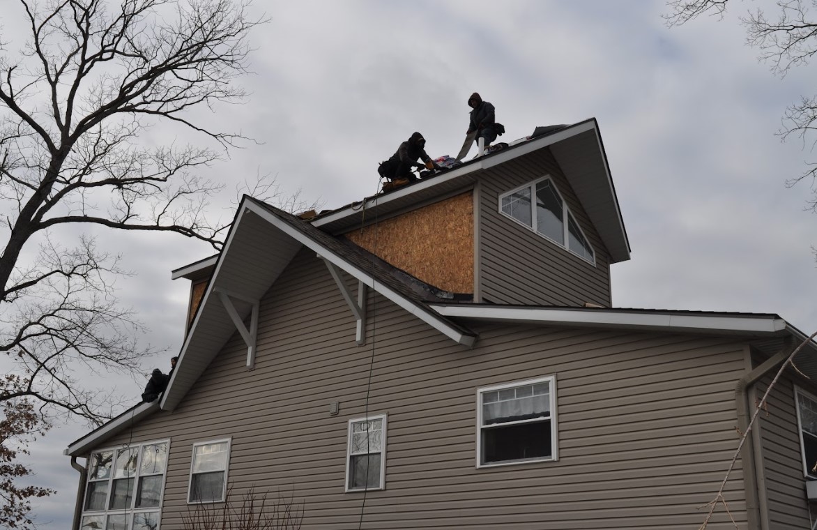 residential roofing company in Stanton, MI