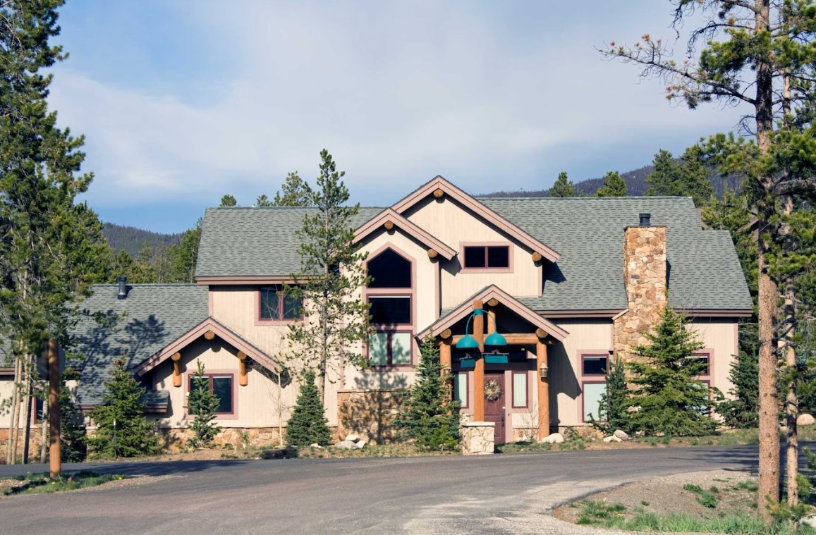 roofing company in Higgins Lake, MI